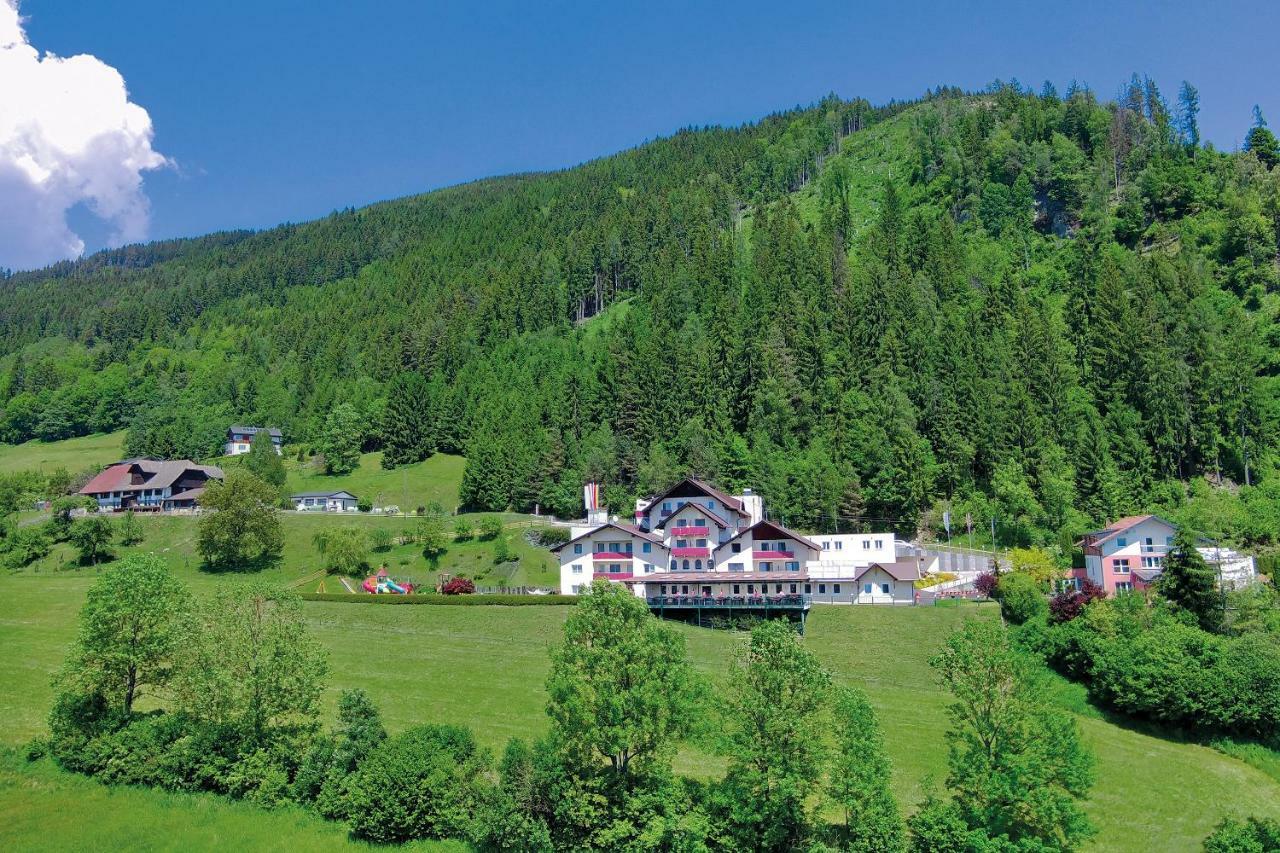 Kogler'S Pfeffermuhle Hotel & Restaurant Sankt Urban Kültér fotó